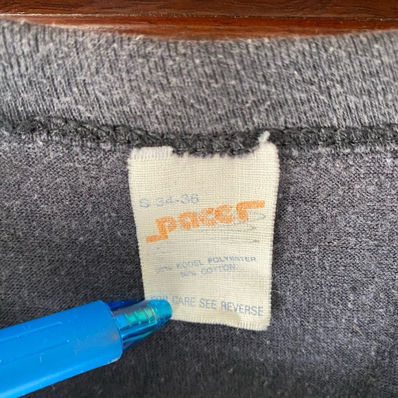 Vintage 80’s Bon Jovi Portrait Graphic Sleeveless Band Tee Shirt made in U.S.A. - Picture 4 of 5